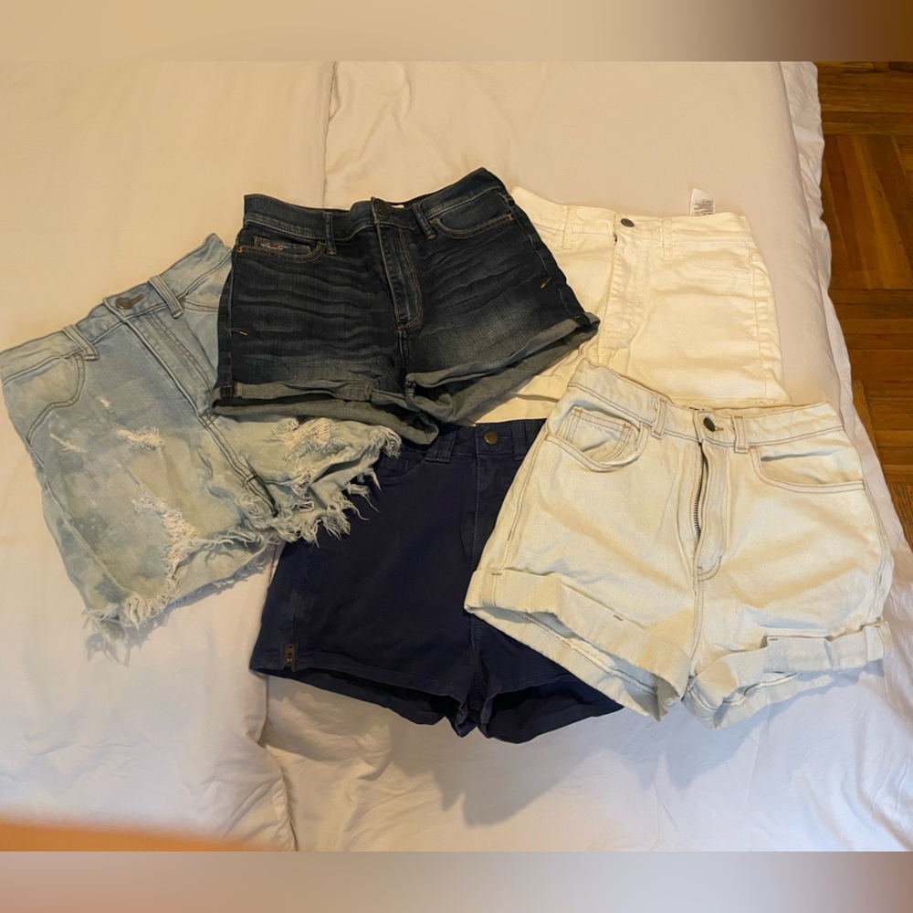 Hollister Women's Shorts - Denim, White, Navy